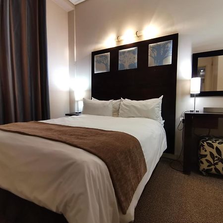 Mapungubwe Hotel Apartments Marshalltown Johannesburg Værelse billede